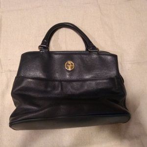 Black Handbag FREE SHIPPING 🚚